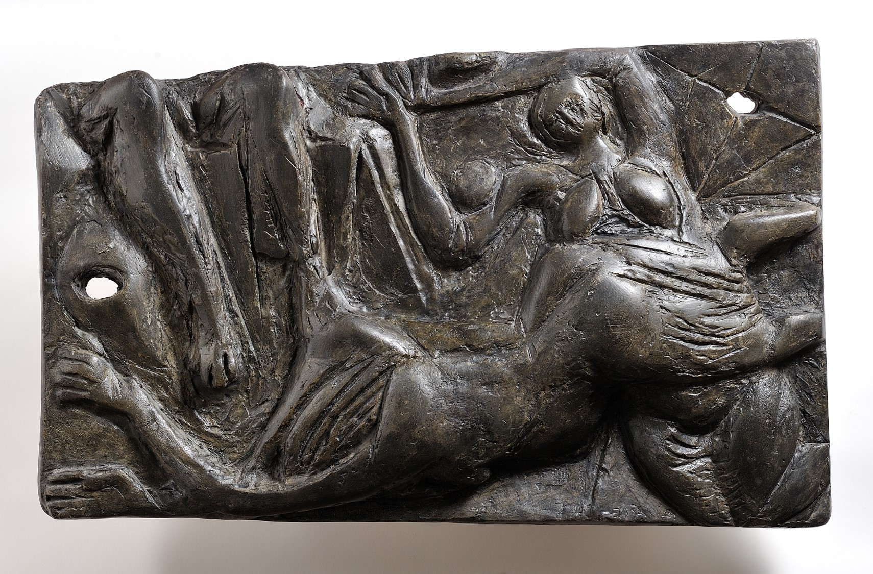 04 Kolotoč, 1945–1946, patinovaná sádra, 40 × 65 cm, foto Oto Palán